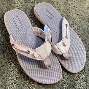 White Sperry Size 7 Sandals